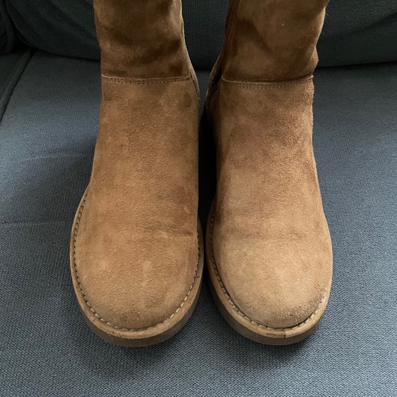 Ugg Classic Luxe Abree Tall in Bruno - Picture 2 of 8